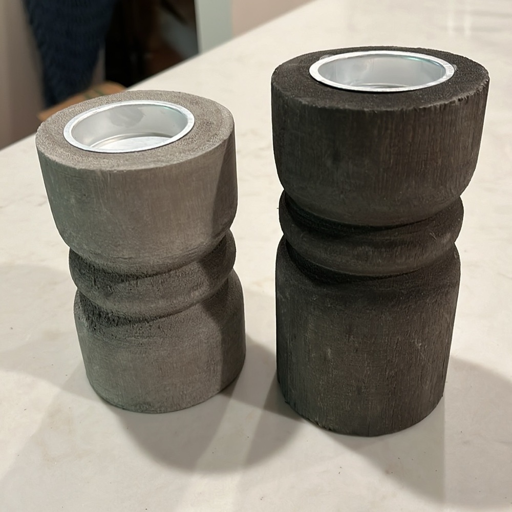Small Candle Holder - Grey Wood with Silver Plate/NWT - Picture 7 of 7